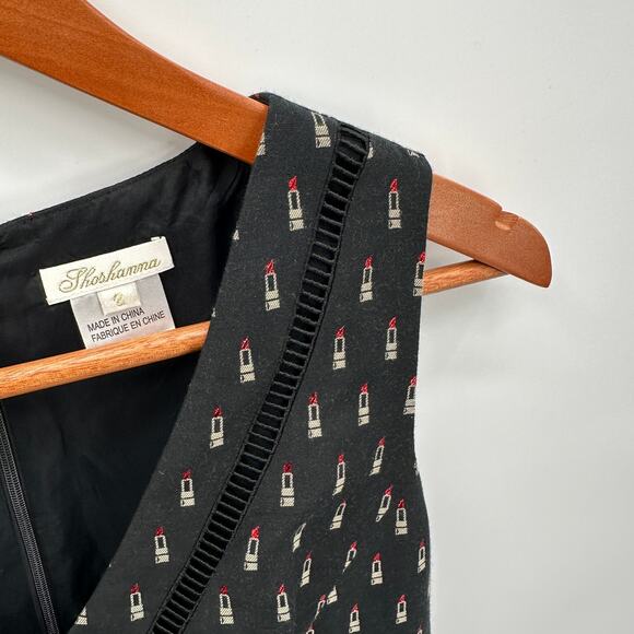 SHOSHANNA Elvira V-Neck Fit & Flare Black Red Lipstick Print Dress // 2 - Picture 7 of 11